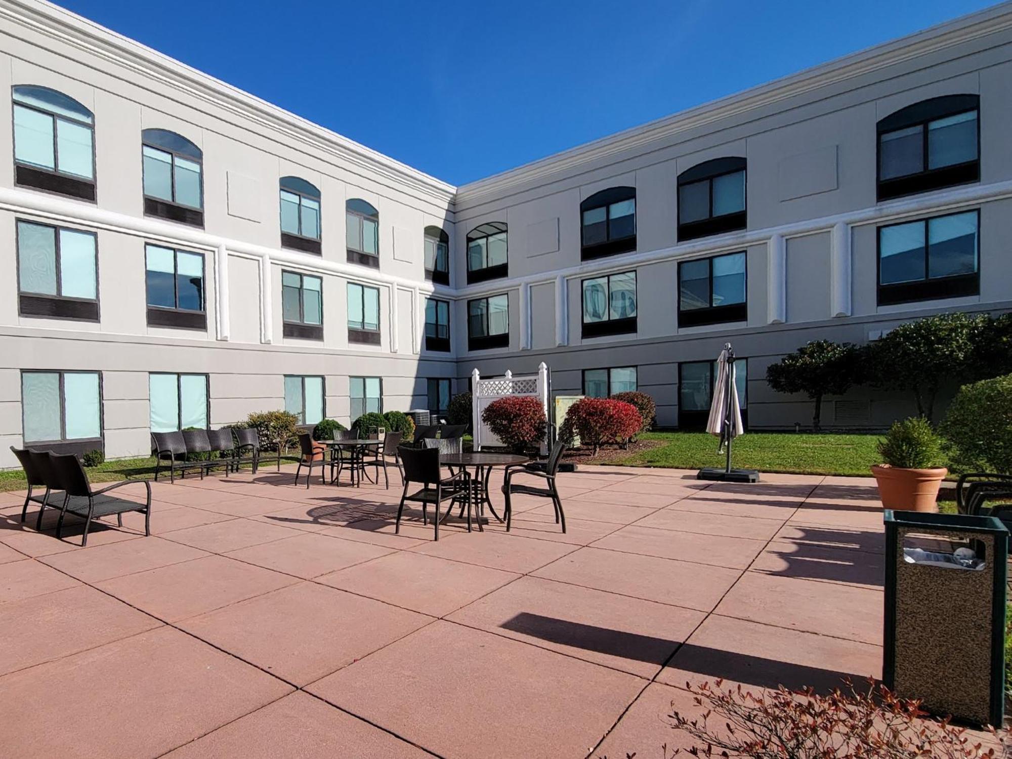 Holiday - - Aberdeen Area By Ihg