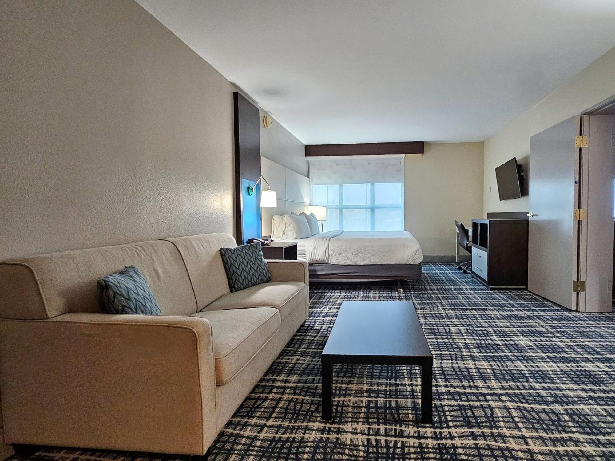 - - Aberdeen Area By Ihg